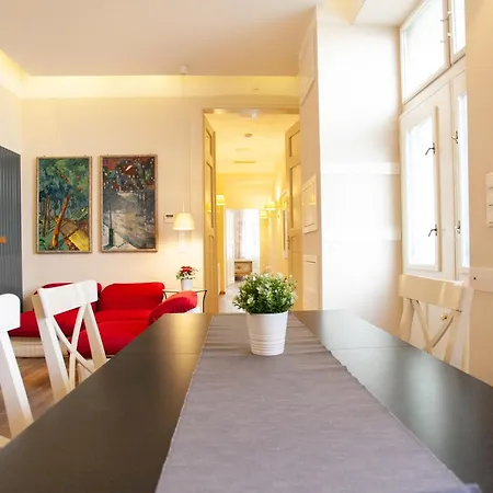 Elisabeth Apartament *