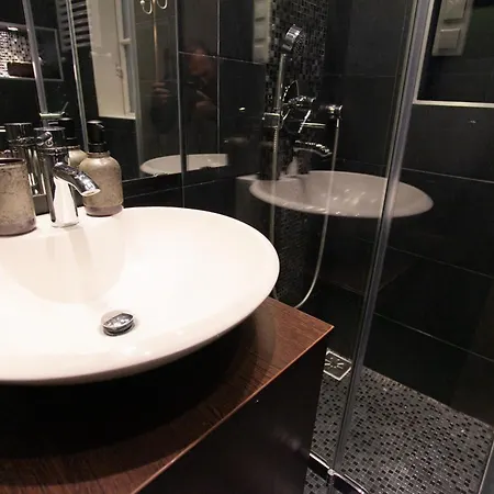 Elisabeth Apartment